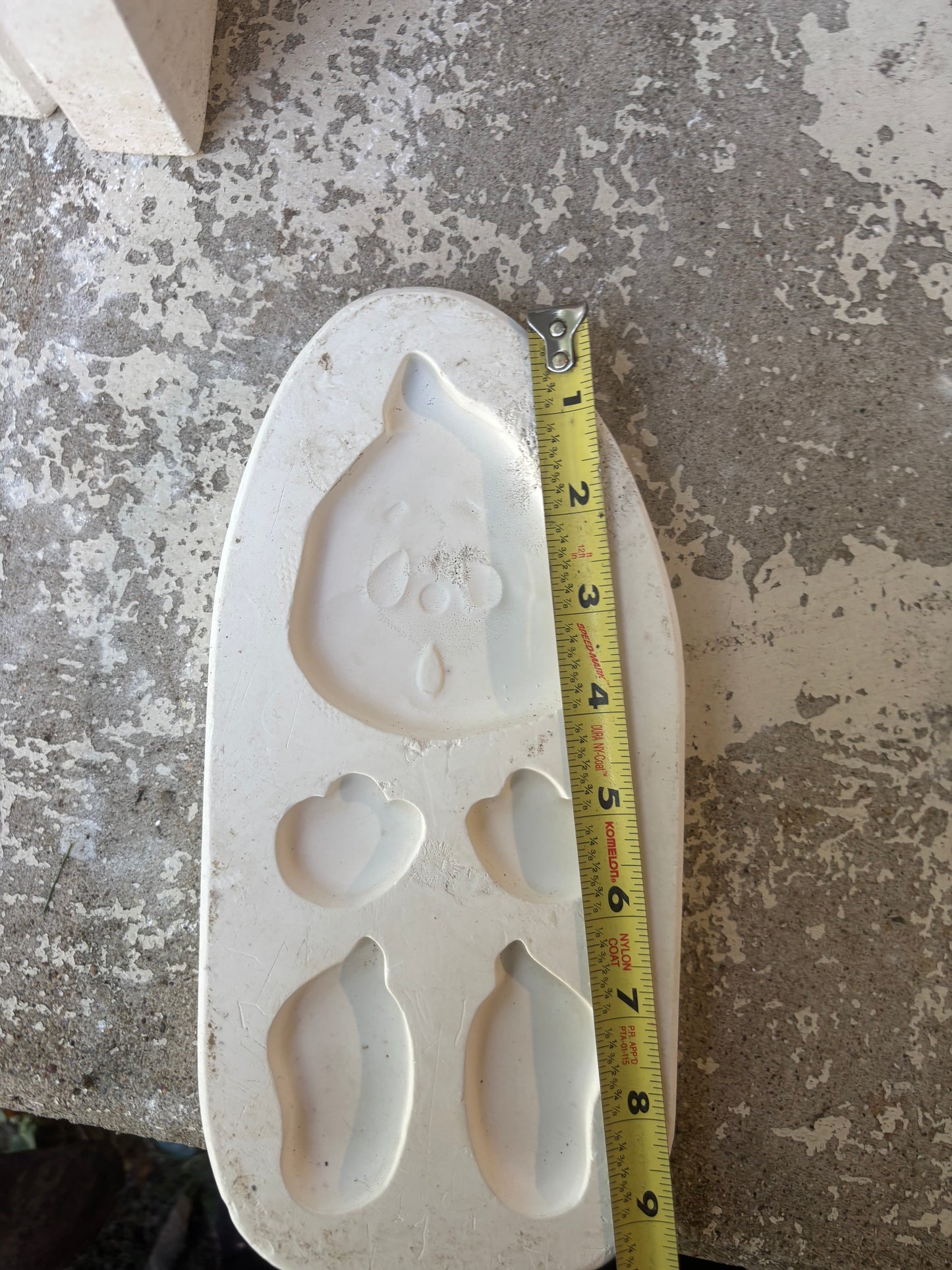 Ghost mold